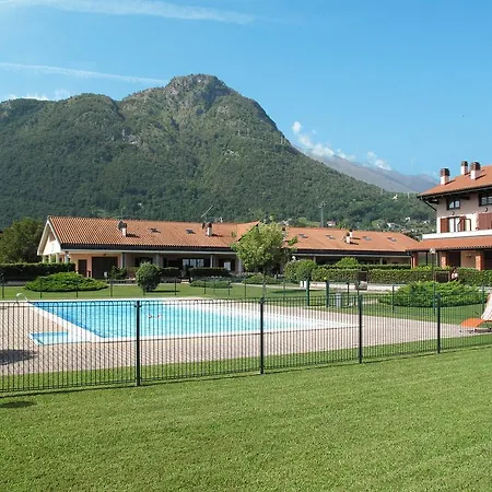 Res. Vigna Del Lago 126s Hébergement de vacances Dongo